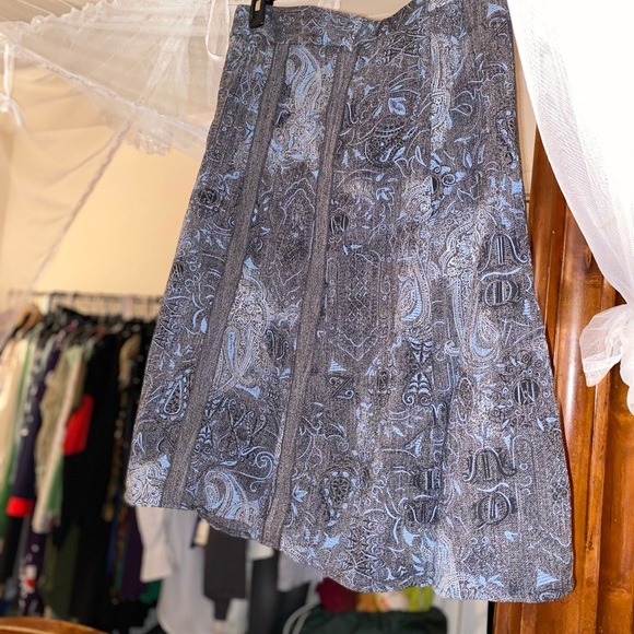 Blue and grey skirt beautiful - Picture 3 of 3